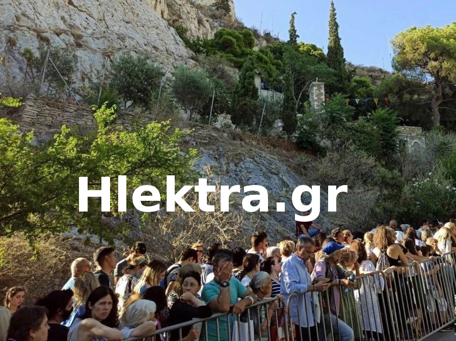 Κοσμοσυρροή στον τάφο του Αγίου Παϊσίου στη Σουρωτή Θεσσαλονίκης - ΕΚΚΛΗΣΙΑ