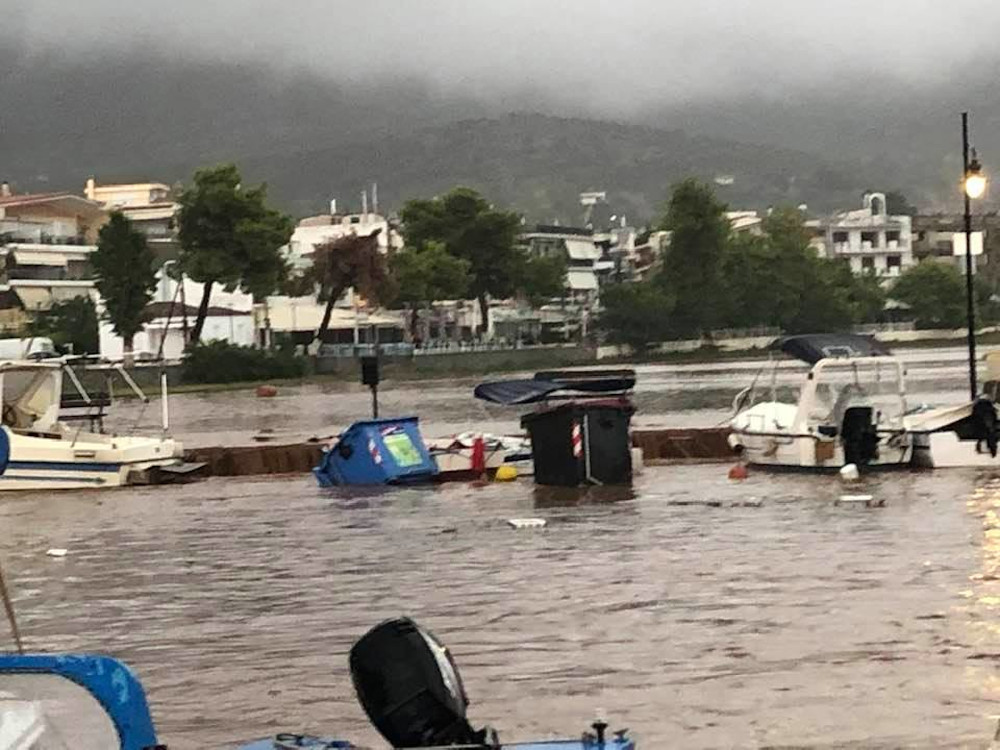 Πλημμύρες στην Εύβοια: Γιατί δεν ενεργοποιήθηκε το 112 - ΕΛΛΑΔΑ