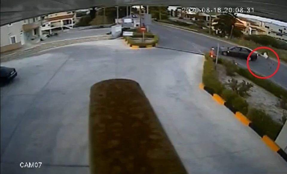 Συγκλονιστικό βίντεο από τροχαίο στην Κρήτη – Πώς σώθηκε ο μοτοσικλετιστής - ΕΛΛΑΔΑ