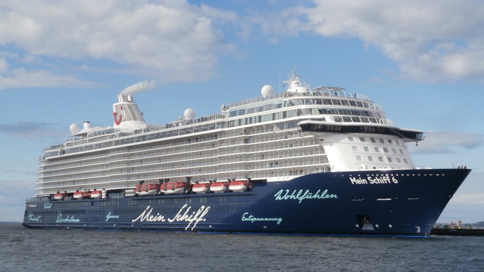 Κορωνοϊός: Συναγερμός σε κρουαζιερόπλοιο με 1000 επιβάτες στη Μήλο - Βρέθηκαν 12 κρούσματα - ΕΛΛΑΔΑ