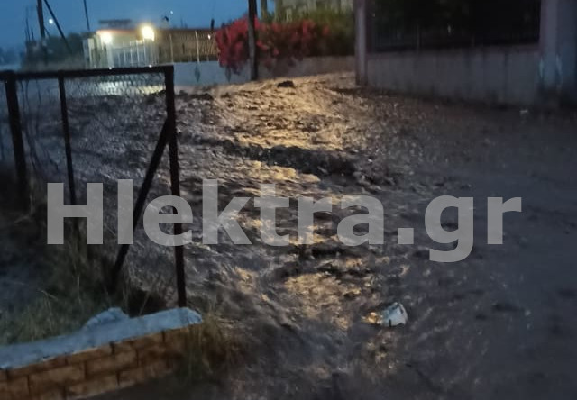 Ο Ιανός στην Κορινθία: Πλημμύρες από την κακοκαιρία στα Λουτρά Ωραίας Ελένης - ΚΟΡΙΝΘΙΑ