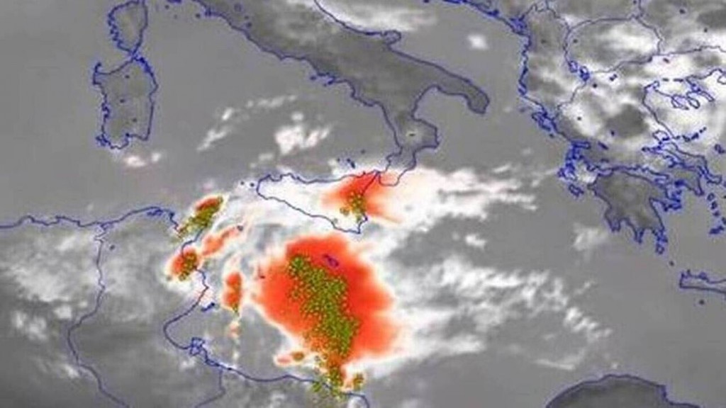Μεσογειακός κυκλώνας: Τι είναι και πώς «απειλεί» τη χώρα μας - ΕΛΛΑΔΑ