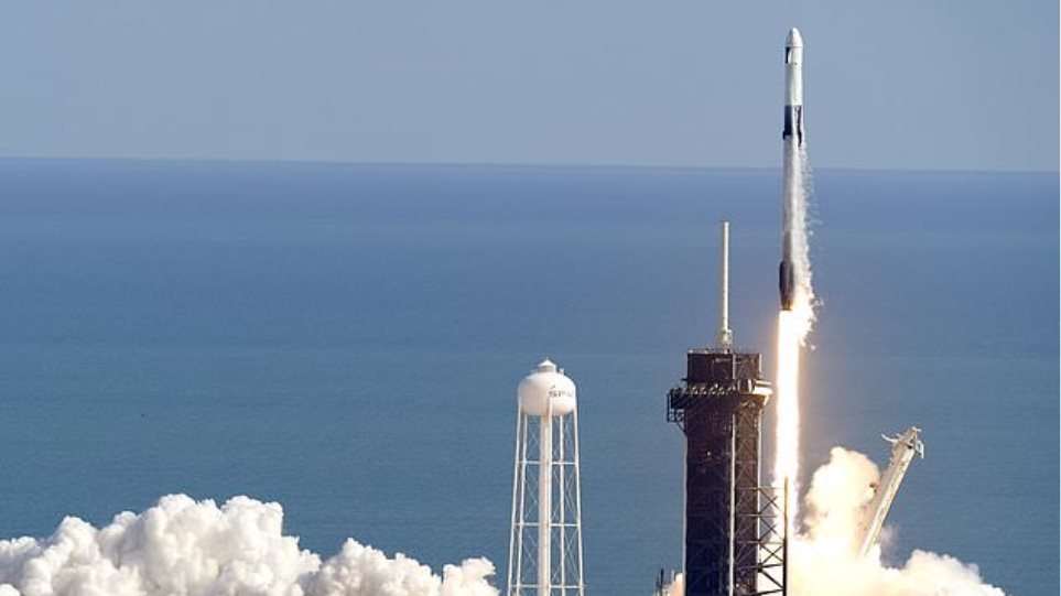 SpaceX: Κάψουλα με χριστουγεννιάτικα δώρα έστειλε ο Έλον Μασκ στον Διεθνή Διαστημικό Σταθμό - ΠΕΡΙΕΡΓΑ