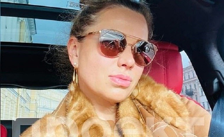 Αυτή είναι η «κρυφή» κόρη του Πούτιν: Η Λουίζα κάνει πολυτελή βίο και τον... διαφημίζει στο instagram - ΔΙΕΘΝΗ