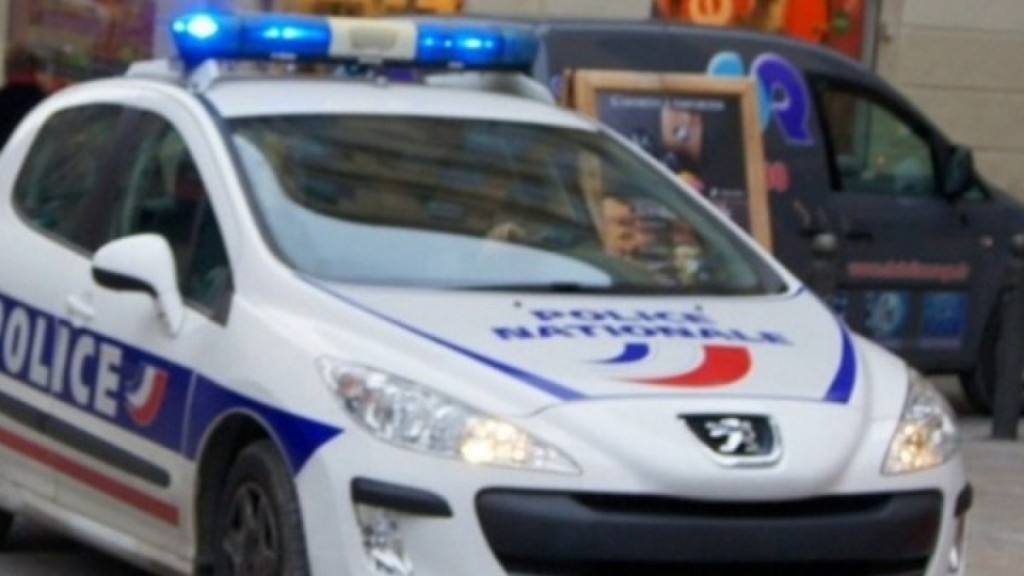 Οργή στη Γαλλία μετά την επίθεση εναντίον ενός 15χρονου από συμμορία στο Παρίσι - ΔΙΕΘΝΗ