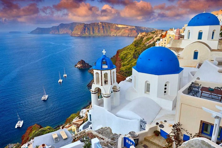 Τα 15 καλύτερα ελληνικά νησιά για να επισκεφθεί κάποιος μετά την πανδημία ανακοίνωσε η Daily Telegraph - ΔΙΕΘΝΗ