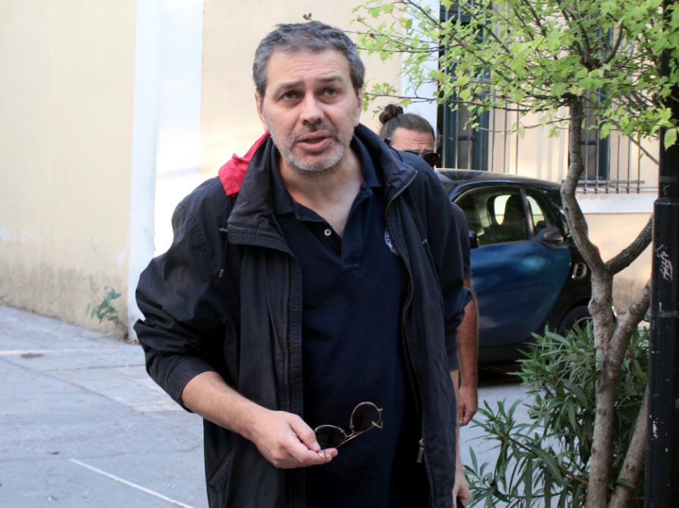 Συνελήφθη ο Στέφανος Χίος - Οδηγήθηκε στην Κρατική Ασφάλεια - ΕΛΛΑΔΑ