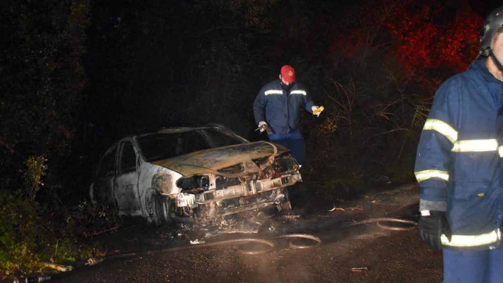 Αυτοκίνητο κάηκε ολοσχερώς, ο οδηγός σώθηκε με εγκαύματα… - ΕΛΛΑΔΑ