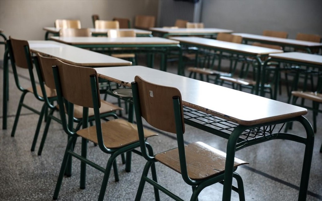 Μεσολόγγι: Το υπουργείο Παιδείας «αδειάζει» τον Δήμο – Ανοίγουν τα σχολεία την Τρίτη - ΕΛΛΑΔΑ