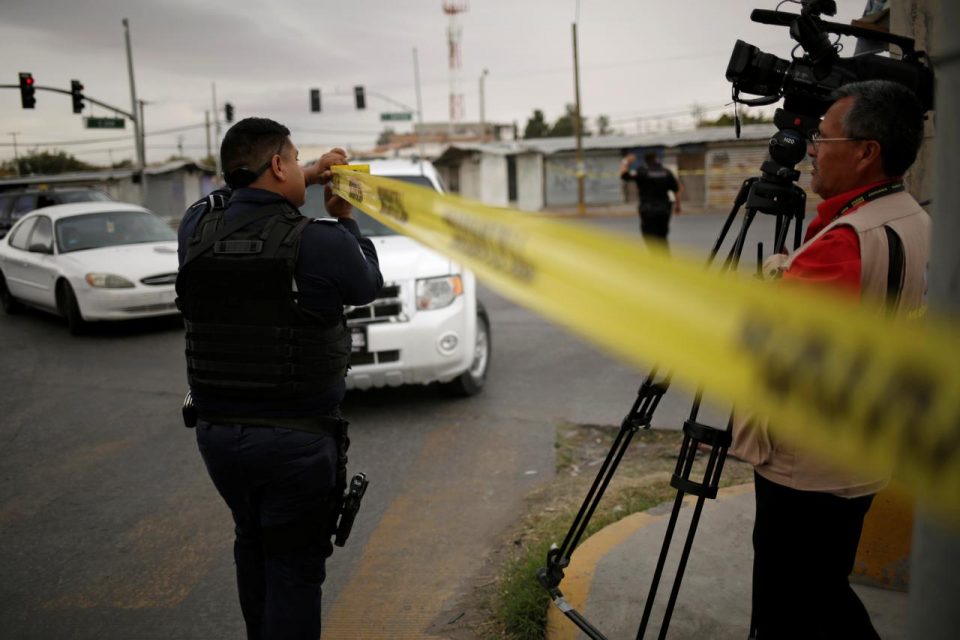 Μεξικό: Νεκροί 13 αστυνομικοί μετά από ενέδρα των καρτέλ στα φορτηγάκια όπου επέβαιναν - ΔΙΕΘΝΗ