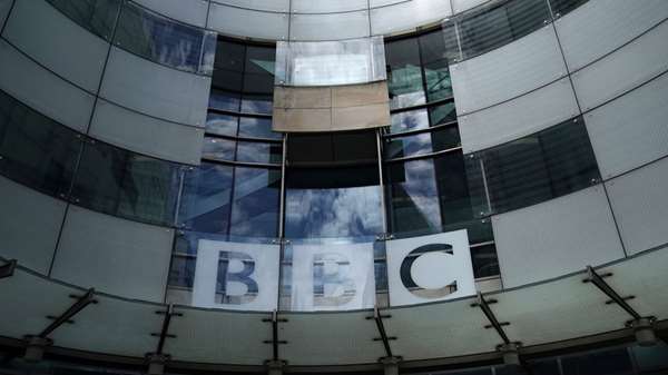 Βρετανία: Πλήθος παραπόνων στο BBC για την κάλυψη του θανάτου του πρίγκιπα Φιλίππου - ΔΙΕΘΝΗ