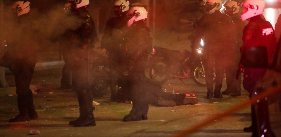 Νέα Σμύρνη – Σοκάρει ο αστυνομικός: Πίστεψα ότι δεν θα προλάβει να με βρει κανείς - ΕΛΛΑΔΑ