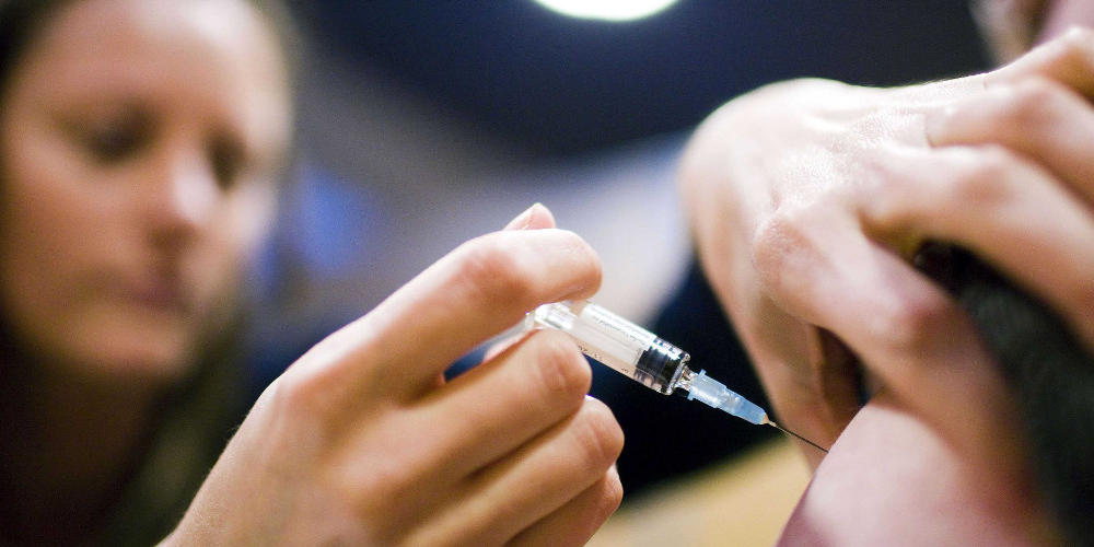 Κορωνοϊός: Η παράξενη παρενέργεια που μπορεί να παρουσιαστεί μετά τον εμβολιασμό - ΕΛΛΑΔΑ