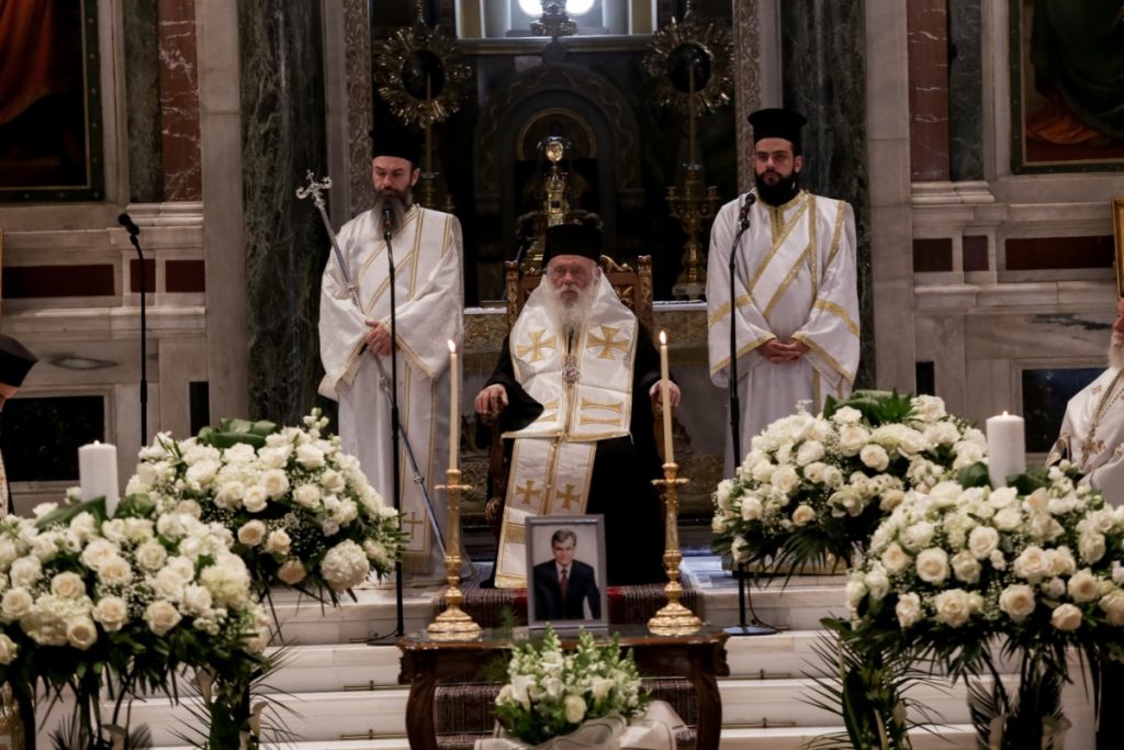 Ο Αρχιεπίσκοπος Ιερώνυμος τέλεσε το ετήσιο μνημόσυνο του Δημήτρη Κρεμαστινού - ΕΚΚΛΗΣΙΑ