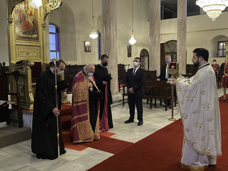 Ο Οικουμενικός Πατριάρχης στον Ι.Ν Αγίων Κωνσταντίνου και Ελένης Υψωμαθείων - ΕΚΚΛΗΣΙΑ