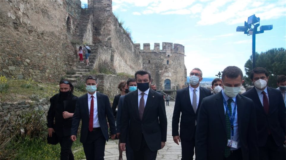Προκλητικός από τη Θράκη ο Τούρκος υφυπουργός Εξωτερικών - Κατηγόρησε την Ελλάδα και ζήτησε τζαμί στη Θεσσαλονίκη - ΠΟΛΙΤΙΚΗ