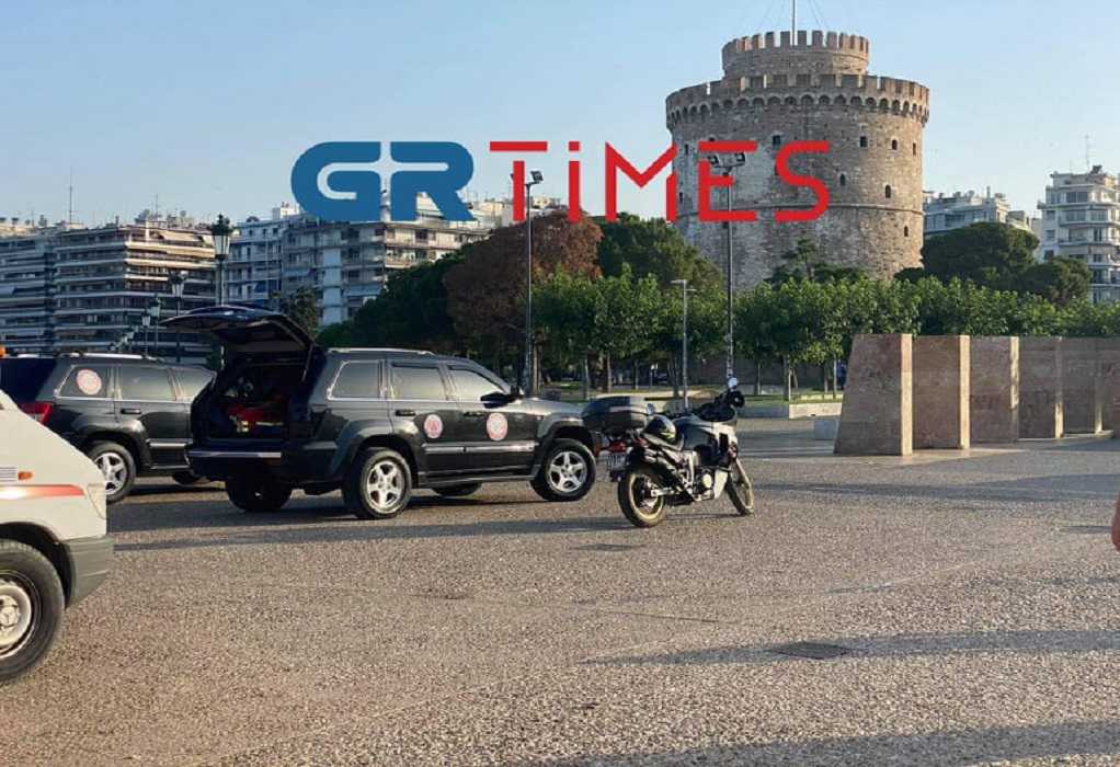 Θεσσαλονίκη: Δείτε τι ανέσυραν οι δύτες από τον Θερμαϊκό - ΕΛΛΑΔΑ