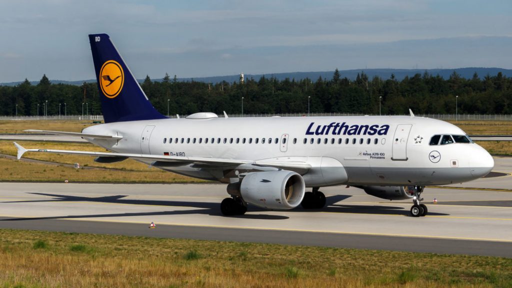 Lufthansa_Airbus_A319-112_D-AIBD_at_Frankfurt_Airport-tjdarmstadt-40-Wikimedia-CC-BY-2.0-1068x601-1