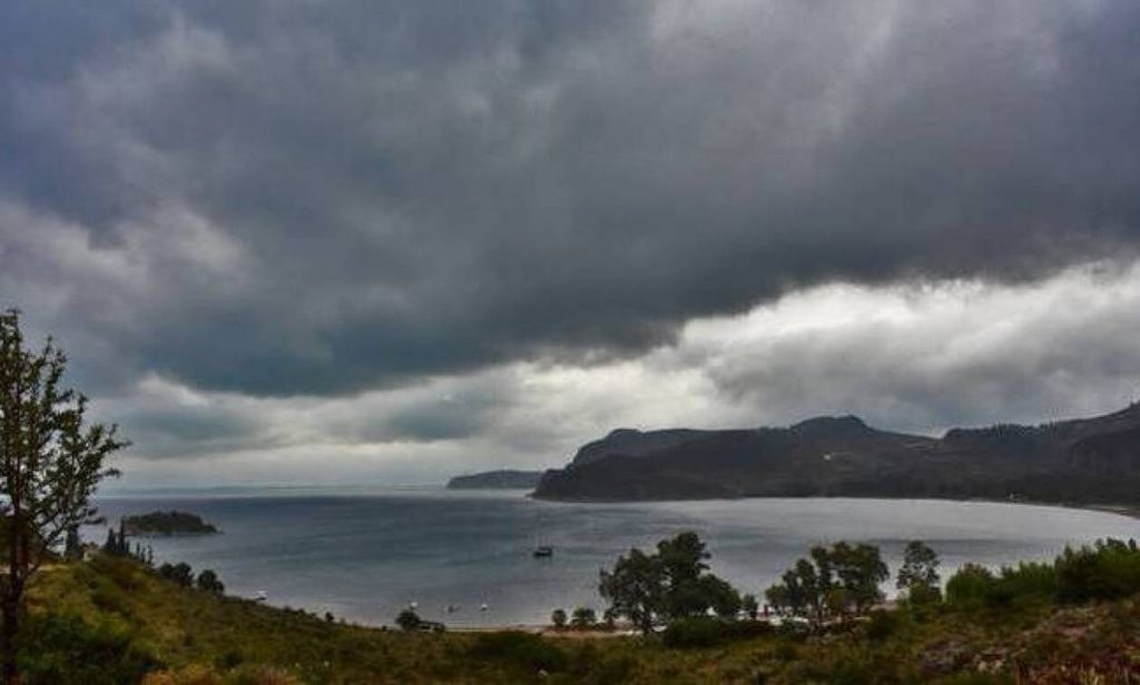 Καιρός: Στην Ελλάδα η «ψυχρή λίμνη» – Έρχονται βροχές και στην Αττική - ΕΛΛΑΔΑ