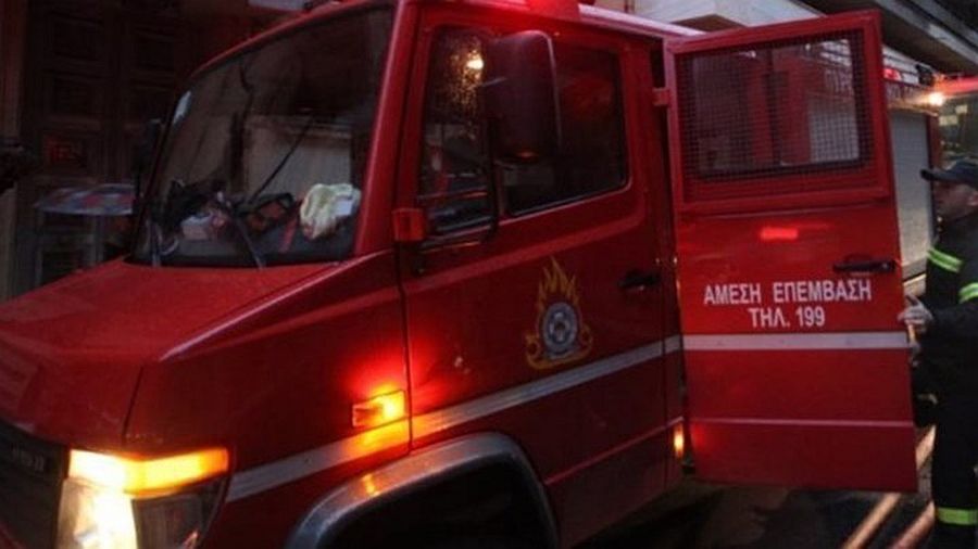 Λουτράκι: Φωτιά σε πενταόροφη πολυκατοικία – Κινδύνευσαν ένοικοι - ΚΟΡΙΝΘΙΑ