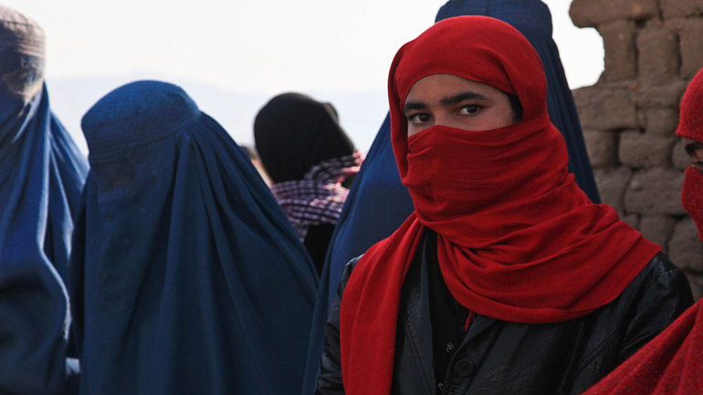 Σακελλαροπούλου: Χρέος μας να μην αγνοήσουμε τις φωνές των γυναικών από το Αφγανιστάν - ΠΟΛΙΤΙΚΗ