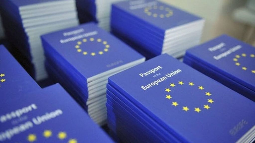Ποιοι θα καταβάλουν 7 ευρώ για έκδοση άδειας πριν ταξιδέψουν στην ΕΕ - ΕΛΛΑΔΑ