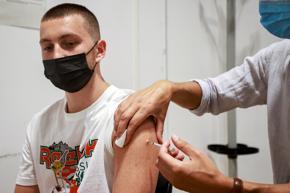 Αρχίζουν μέσα στον Σεπτέμβριο οι εμβολιασμοί με την 3η δόση – Ανακοινώσεις το απόγευμα - ΥΓΕΙΑ