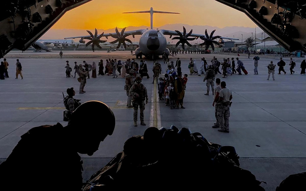 Αεροδρόμιο Καμπούλ: Τέλος στις βρετανικές επιχειρήσεις απομάκρυνσης Αφγανών – Αναχώρησε η τελευταία πτήση - ΕΛΛΑΔΑ
