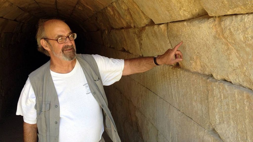 Πέθανε ο σπουδαίος αρχαιολόγος Στέφανος Μίλλερ – Είχε αναδείξει τον αρχαιολογικό χώρο της Νεμέας - ΔΙΕΘΝΗ