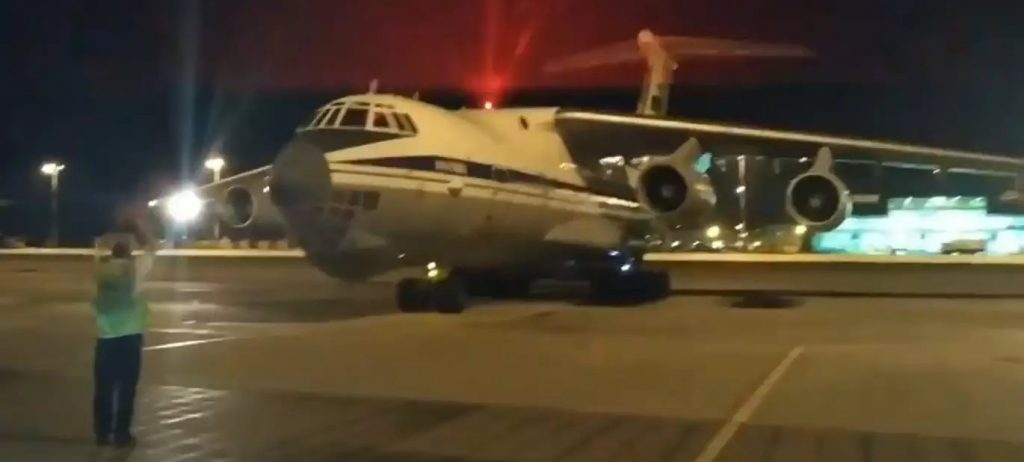 Έφτασε στην Ελλάδα το ρωσικό αεροσκάφος που παίρνει πάνω από 40 τόνους νερο - ΕΛΛΑΔΑ