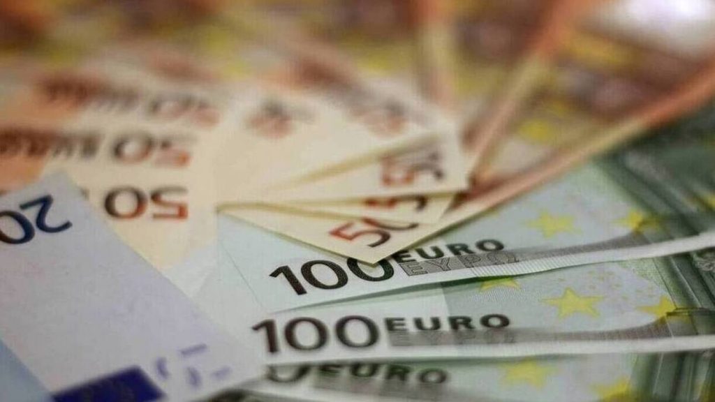 euro-money-NEW-pixabay-1
