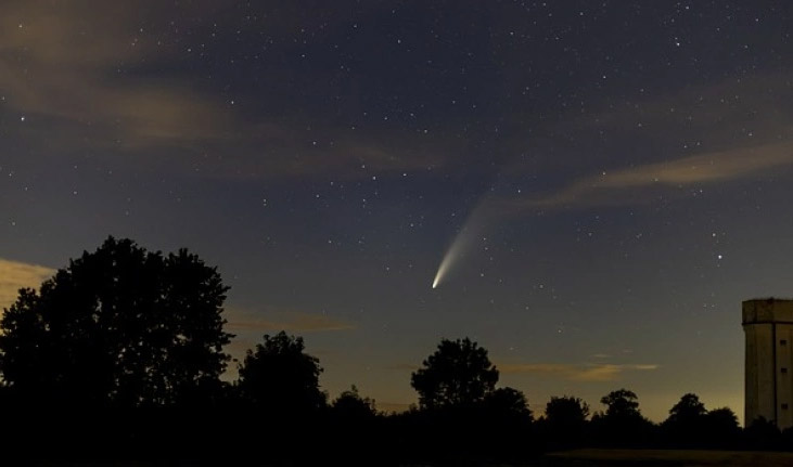 Τεράστιος κομήτης με διάμετρο 160 χλμ. κατευθύνεται στο ηλιακό μας σύστημα - ΠΕΡΙΕΡΓΑ