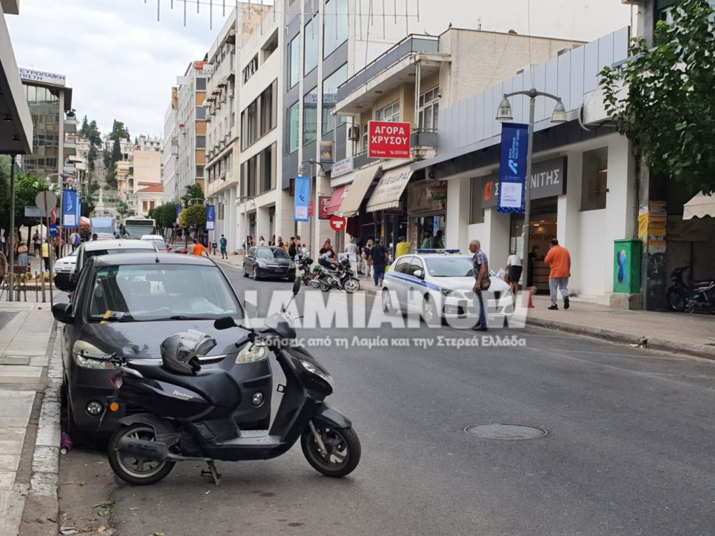Βρήκαν άνδρα να κρέμεται από μπαλκόνι στη Λαμία – Δείτε φωτογραφίες - ΕΛΛΑΔΑ