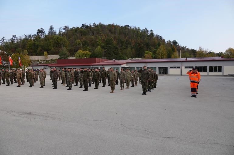 Εντυπωσιακές εικόνες από πολυεθνική άσκηση διάσωσης στη Σλοβενία με συμμετοχή του Ελληνικού Στρατού - ΕΛΛΑΔΑ
