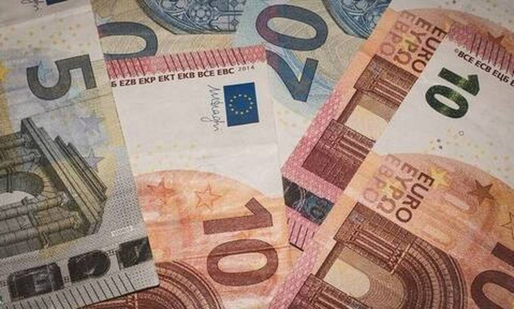 Αύξηση του Εισοδήματος Αλληλεγγύης από 400 έως 1.800 ευρώ μηνιαίως δρομολογεί η Κυβέρνηση - ΟΙΚΟΝΟΜΙΑ
