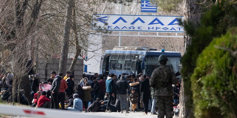 Μεταναστευτικό: «Σύγκρουση» με την ευρωπαϊκή πραγματικότητα στον ΣΥΡΙΖΑ για τις υβριδικές επιθέσεις - ΠΟΛΙΤΙΚΗ