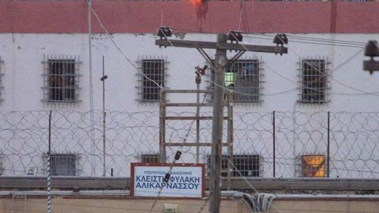 Ηράκλειο: Ξυλοδαρμός και φωτιά στις φυλακές – Στην εντατική τρεις κρατούμενοι - ΕΛΛΑΔΑ