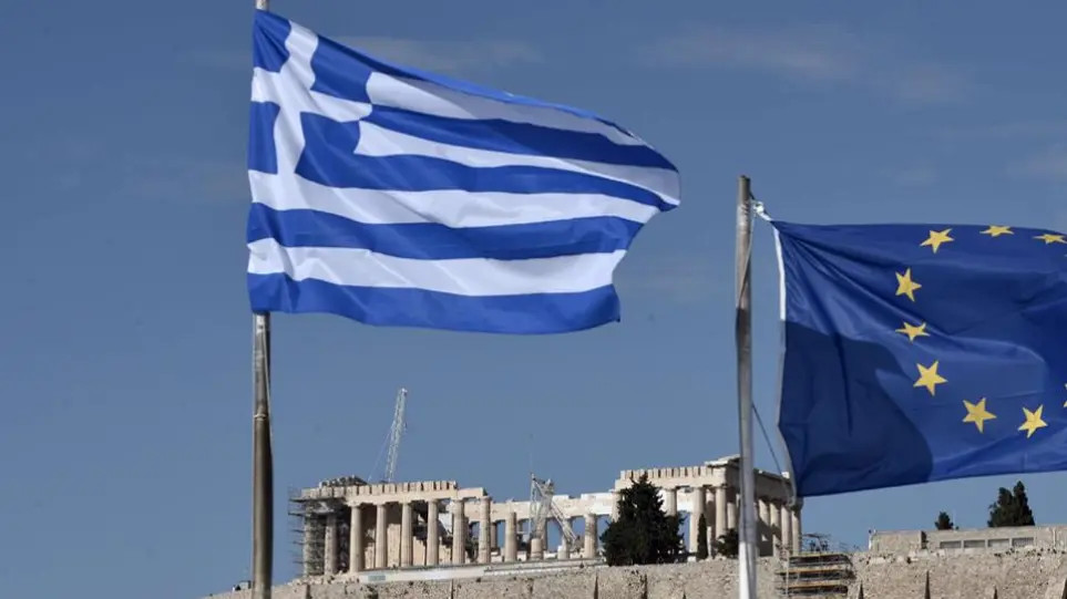 ΔΝΤ για Ελλάδα: Πρωτογενές έλλειμμα 7,3% του ΑΕΠ το 2021, δημόσιο χρέος 206,7% - ΟΙΚΟΝΟΜΙΑ