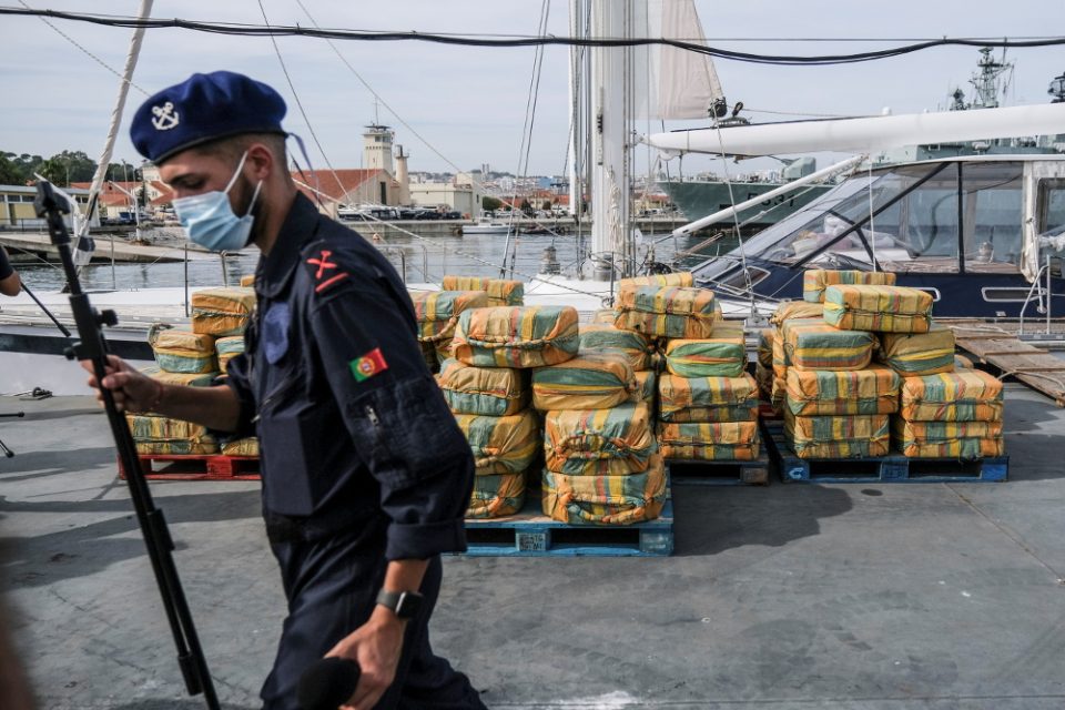 Πορτογαλία: Κατάσχεση «μαμούθ» 5,2 τόνων κοκαΐνης από ένα ισπανικό ιστιοφόρο - ΔΙΕΘΝΗ