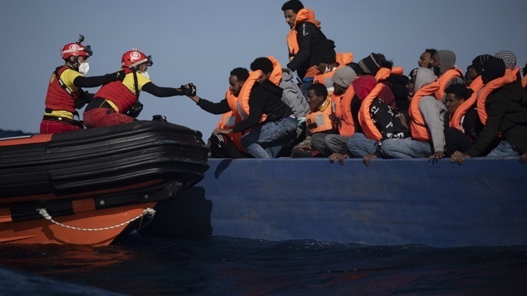 Στη Σικελία αποβιβάστηκαν 367 μετανάστες που είχαν διασωθεί από τους Γιατρούς Χωρίς Σύνορα - ΔΙΕΘΝΗ