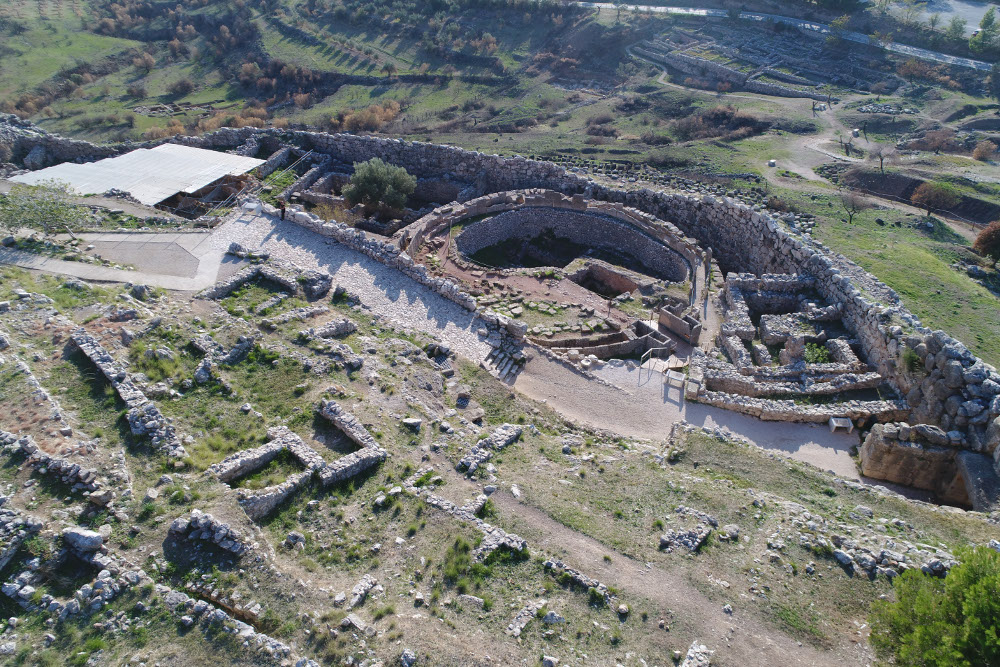 Απίστευτο περιστατικό στην Κρήτη: Έκλεψε πέτρες από αρχαιολογικό χώρο για να… χτίσει το σπίτι του - ΕΛΛΑΔΑ