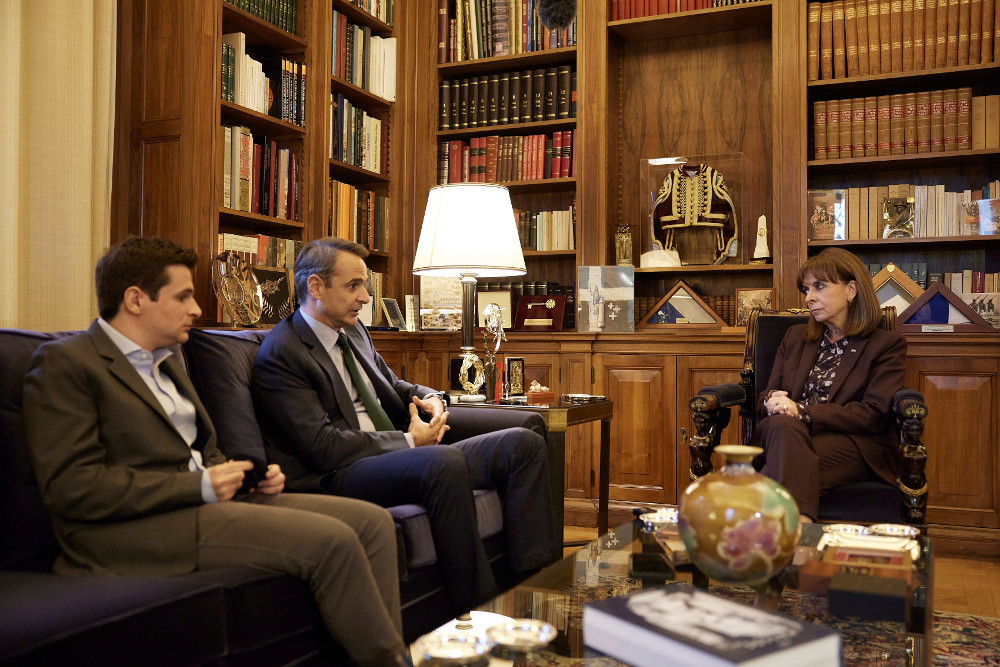 Συνάντηση της Προέδρου της Δημοκρατίας με τον Πρωθυπουργό – Τι είπε ο Μητσοτάκης για τις εξελίξεις στο πεδίο της πανδημίας - ΠΟΛΙΤΙΚΗ