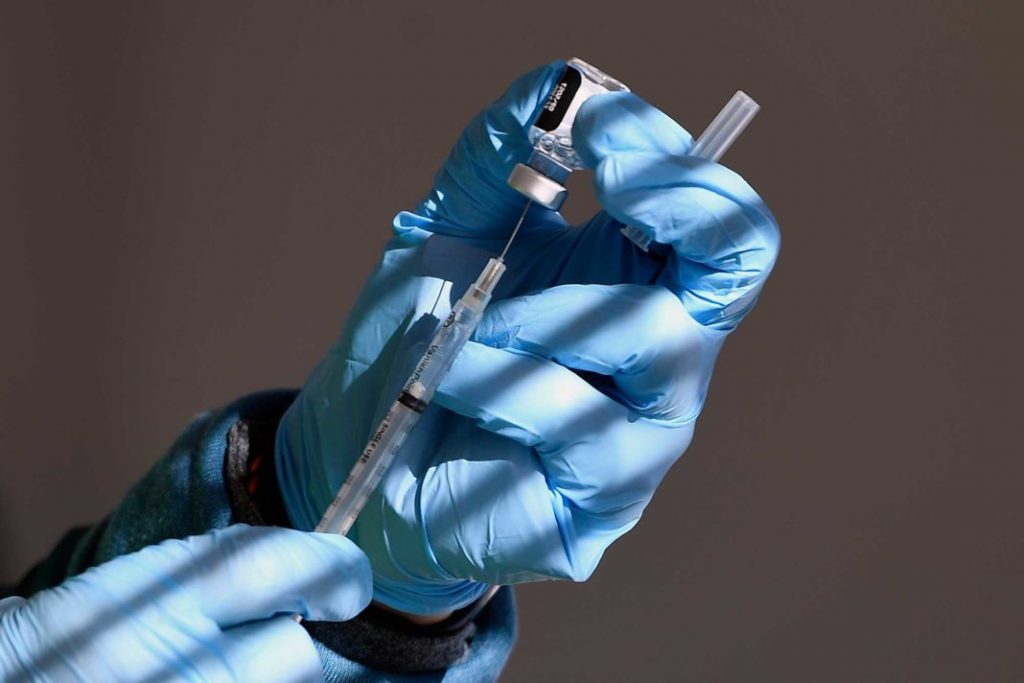 CDC: Ο εμβολιασμός έναντι του κορονοϊού μειώνει τον κίνδυνο θανάτου από άλλες αιτίες - ΔΙΕΘΝΗ