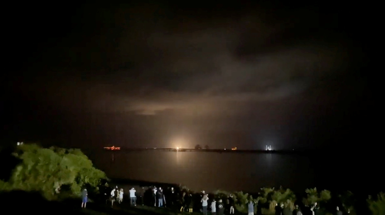 SpaceX: Απογειώθηκε ο πύραυλος Falcon 9 που μεταφέρει 4 αστροναύτες στον Διεθνή Διαστημικό Σταθμό - ΔΙΕΘΝΗ