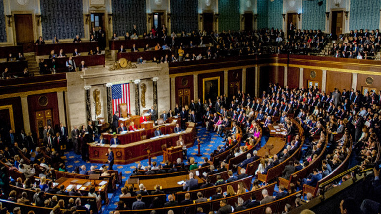 Η Βουλή των ΗΠΑ εγκαλεί πετρελαϊκές για “παραπλάνηση” σχετικά με την κλιματική αλλαγή - ΔΙΕΘΝΗ
