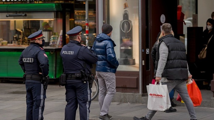 Η Αυστρία μπαίνει σε lockdown- Αντιδράσεις για τα μέτρα στην Ευρώπη - ΔΙΕΘΝΗ