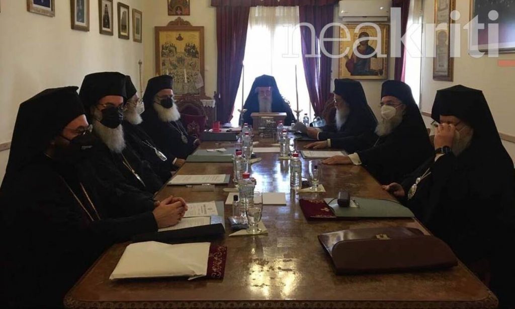 Εκκλησία της Κρήτης: Οι 3 μητροπολίτες που διεκδικούν τον αρχιεπισκοπικό θρόνο - ΕΚΚΛΗΣΙΑ