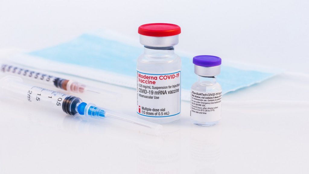 Moderna: Προς «εμβόλιο τρία σε ένα», κατά κορωνοϊού, γρίπης και αναπνευστικού συγκυτιακού ιού - ΥΓΕΙΑ