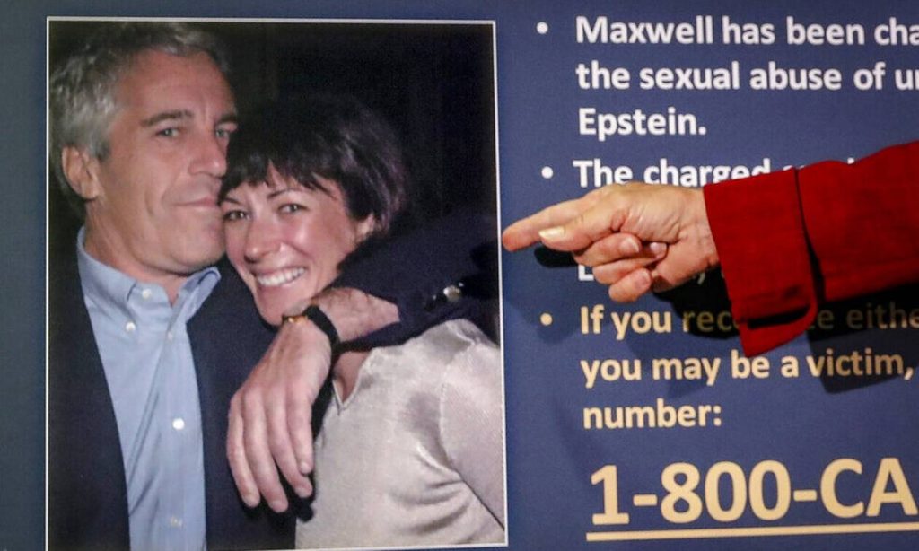 Σκάνδαλο Έπσταϊν: Ομόφωνα ένοχη η «μαντάμ» Γκισλέιν Μάξγουελ – Τα χλιδάτα πάρτι, οι τραγωδίες και η φυλακή - LIFESTYLE