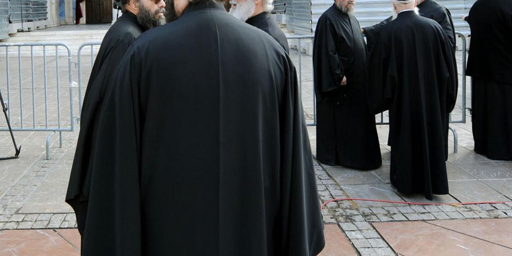 Τραγωδία στην Ηλεία: Ξεκληρίστηκε οικογένεια ιερέα από τον κορονοϊό – Πέθανε και η πεθερά του - ΕΚΚΛΗΣΙΑ